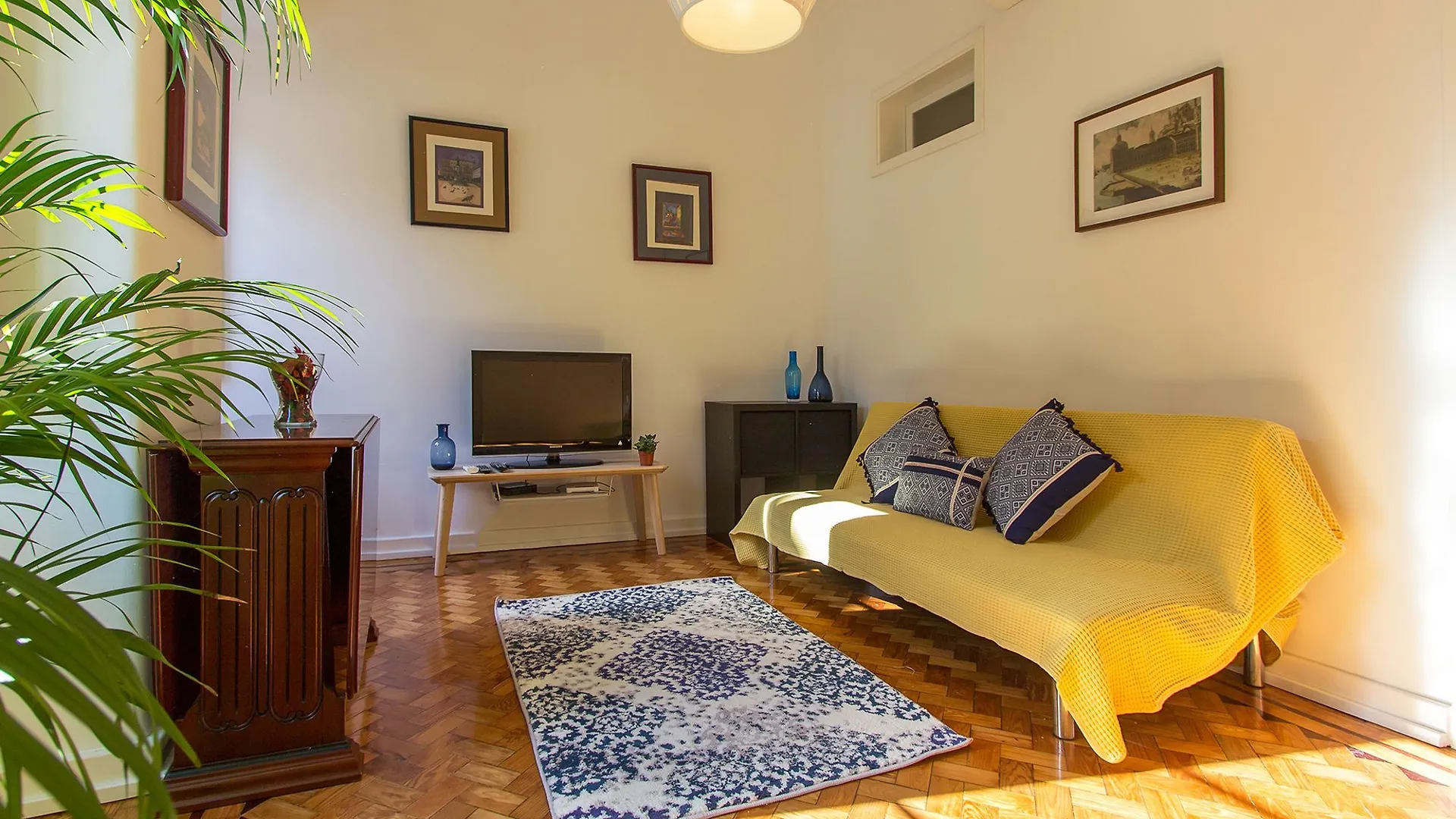 Principe Real Terrace By Homing Apartment Lisbon Portugal